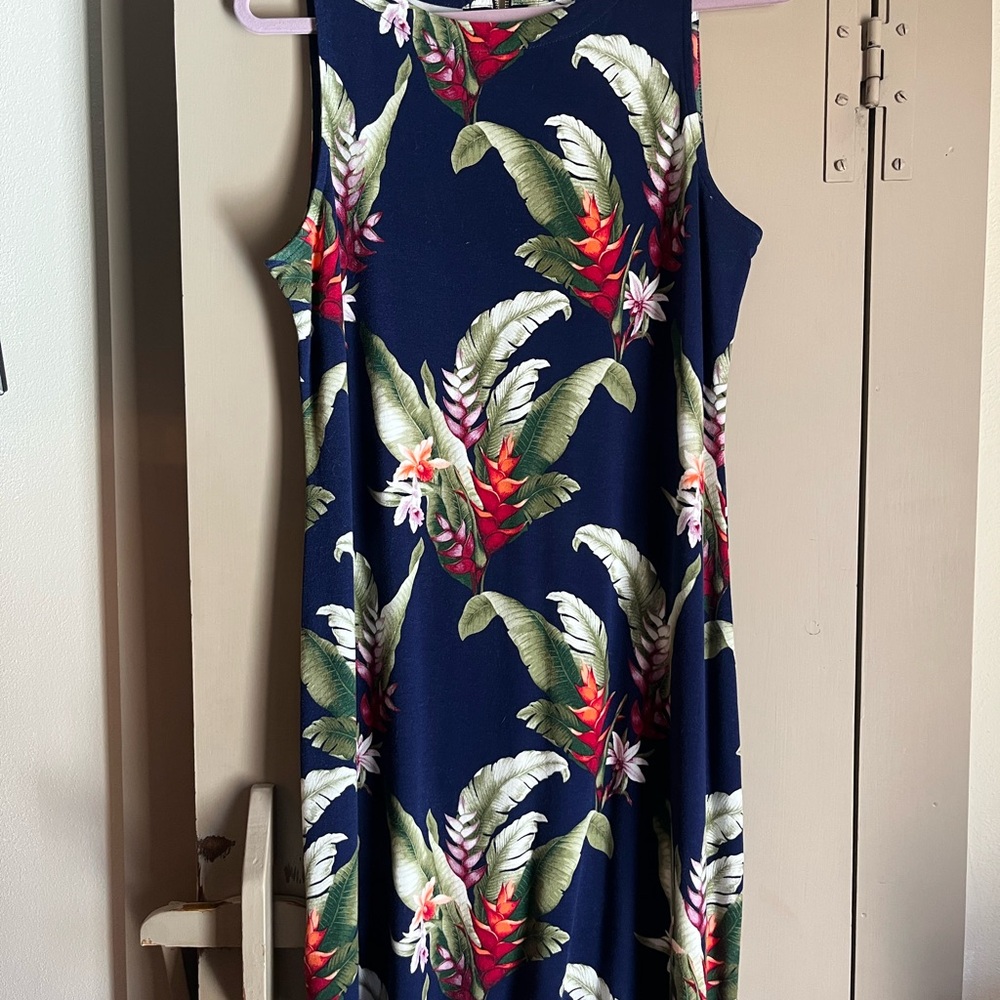 Tommy Bahama summer dress, never worn.
